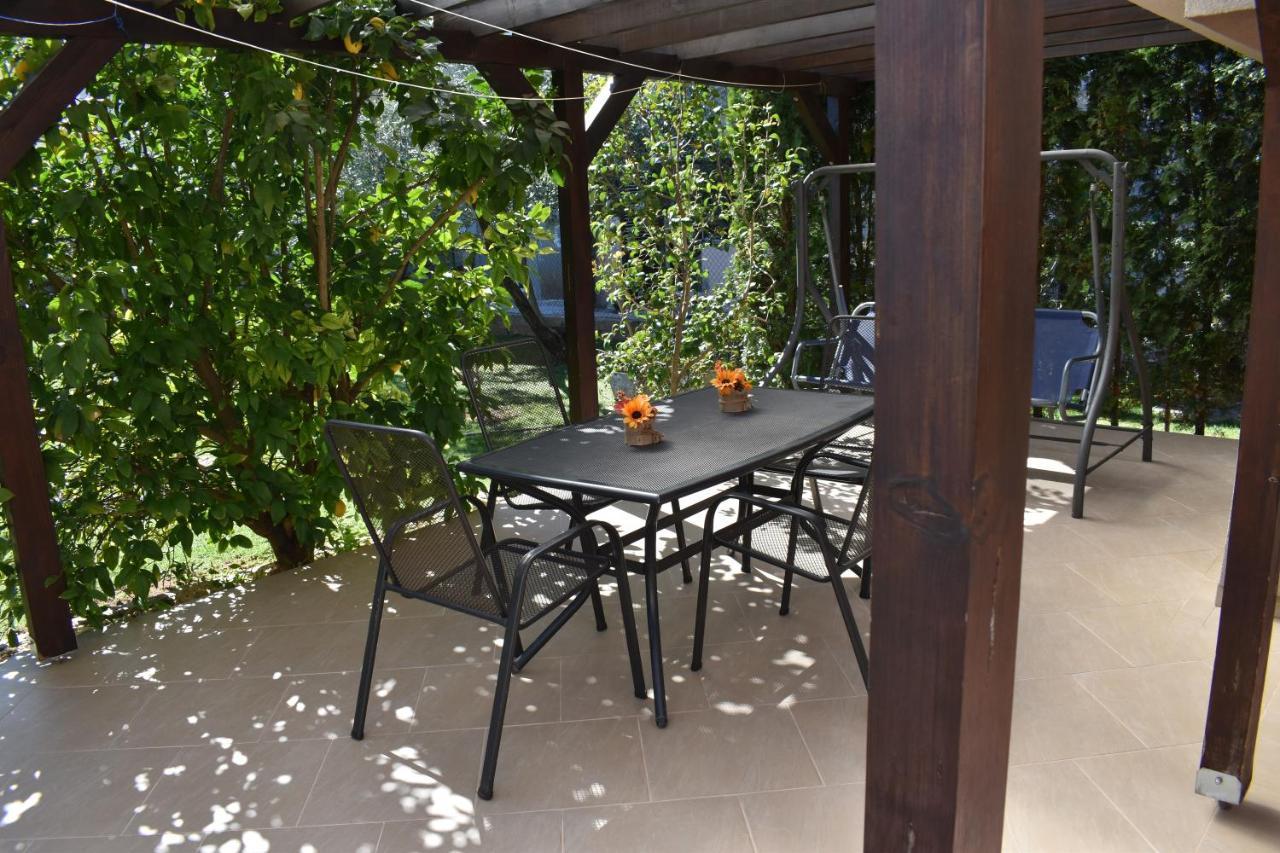 Apartman Dodo Zara Esterno foto