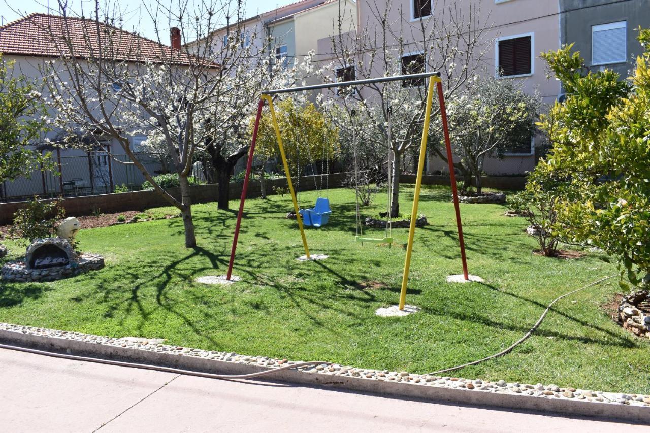 Apartman Dodo Zara Esterno foto