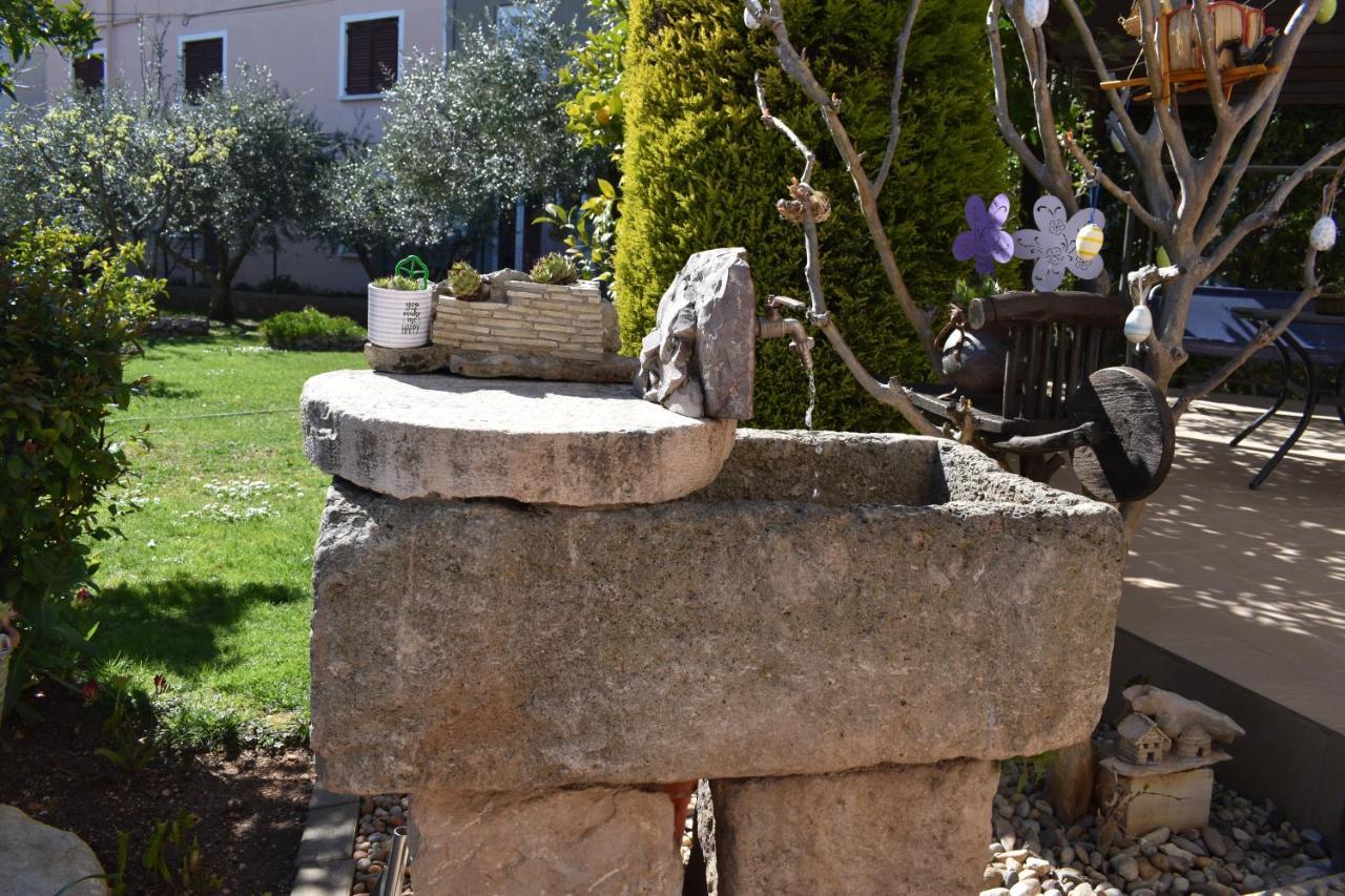 Apartman Dodo Zara Esterno foto