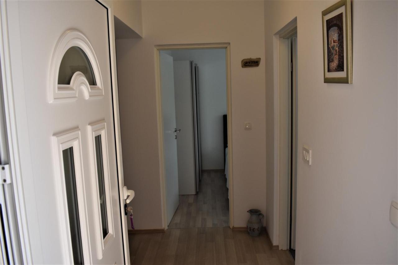 Apartman Dodo Zara Esterno foto