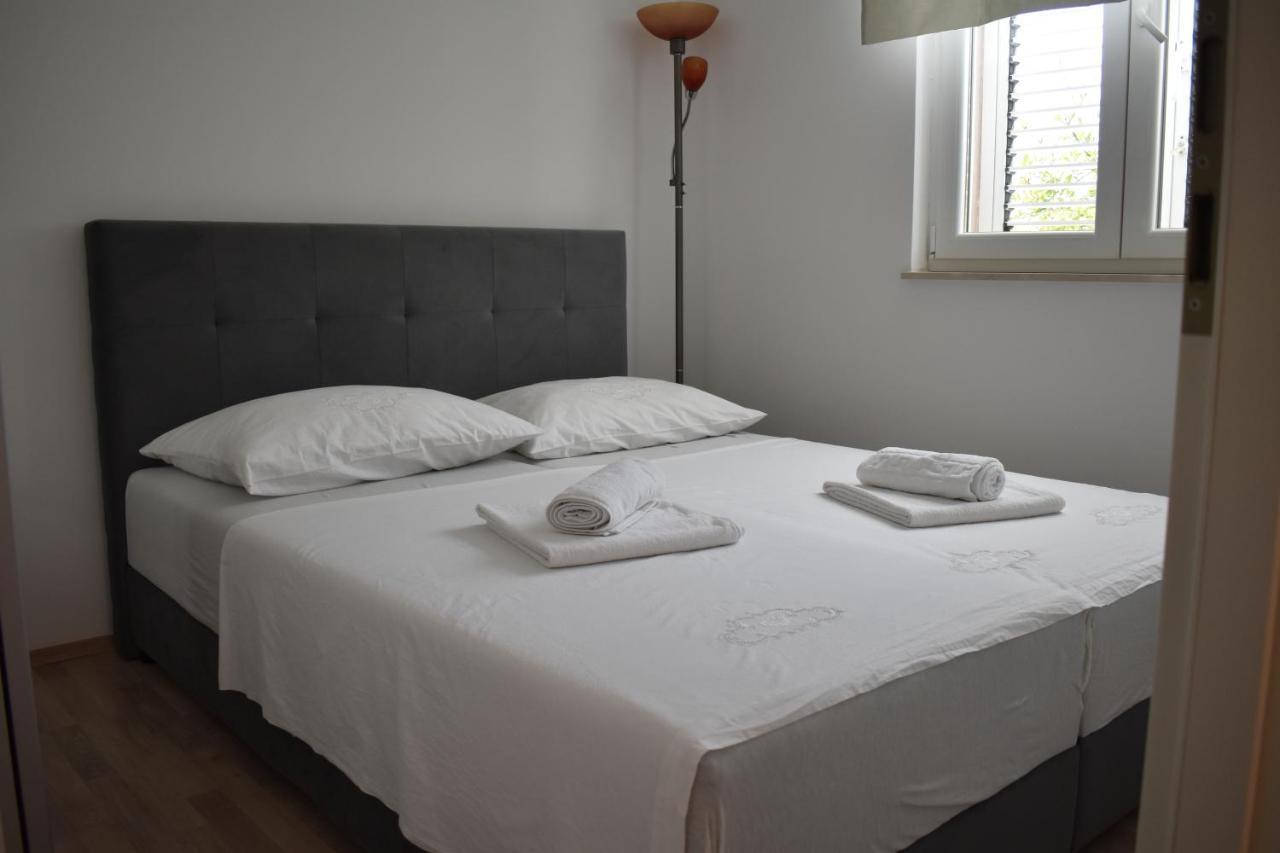 Apartman Dodo Zara Esterno foto